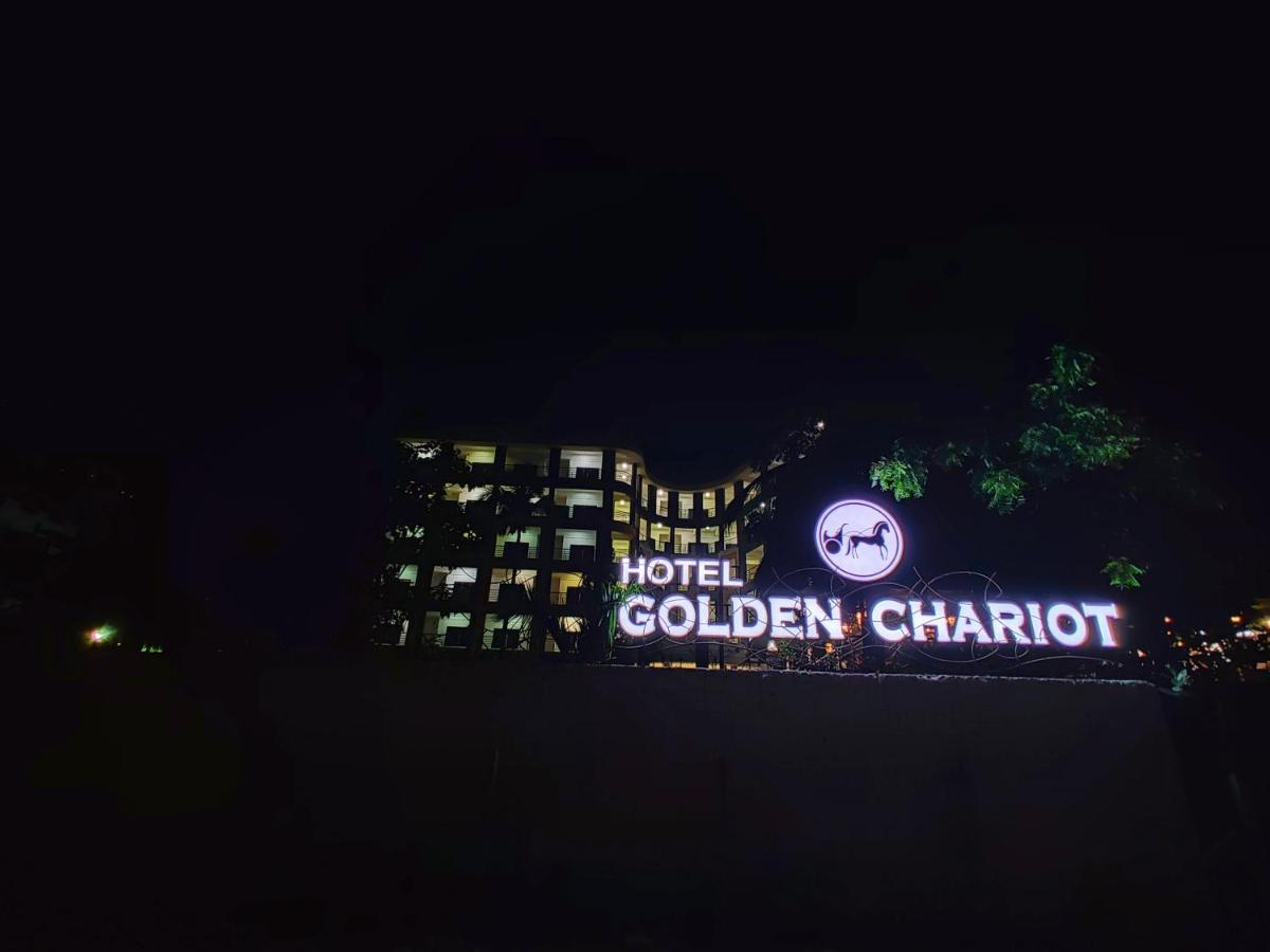 Golden Chariot Hotel Daman Kültér fotó
