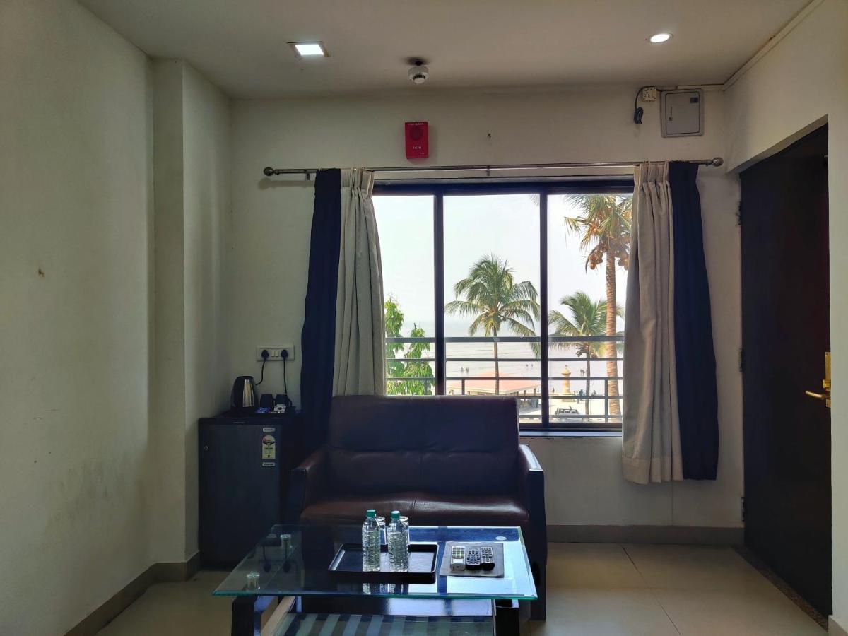 Golden Chariot Hotel Daman Kültér fotó