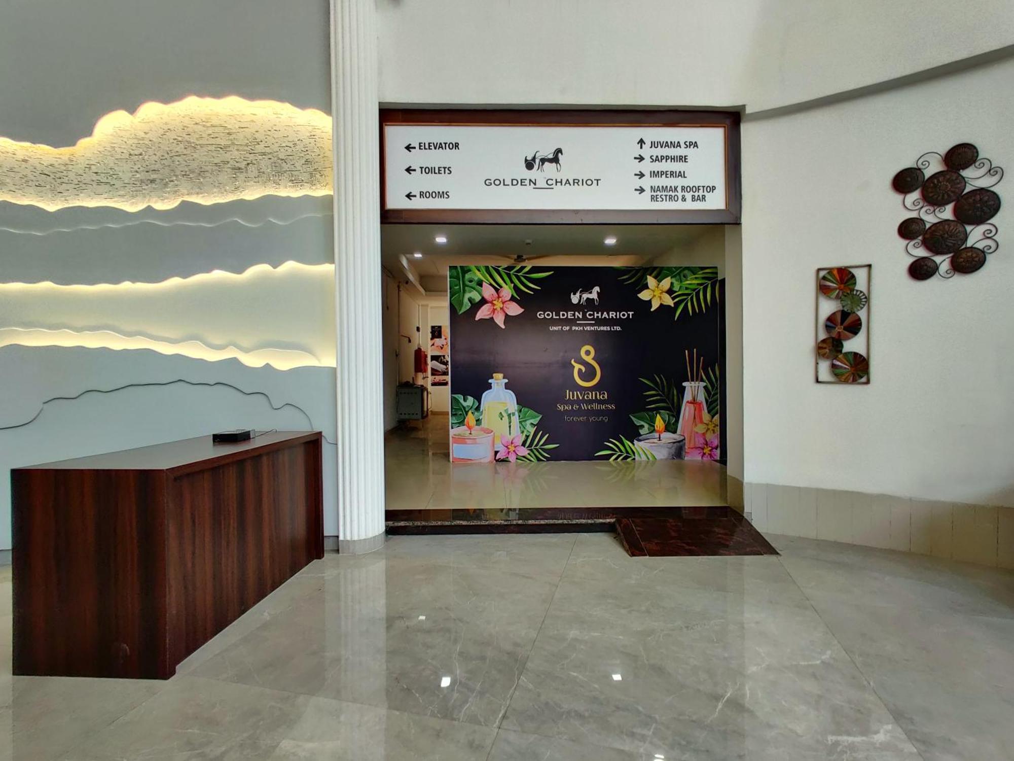 Golden Chariot Hotel Daman Kültér fotó